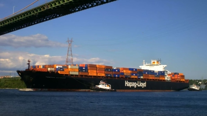 Live Bunkers 08jan19 News Fire Broke Out Aboard A Hapag Lloyd Containership In The North Atlantic Off The East Coast Of Canada